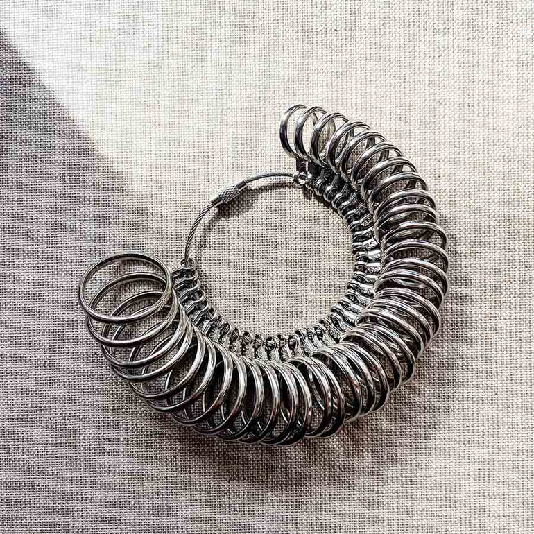 Ringspiel zum messen der Ringgröße