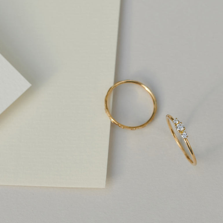 Ring mit 3 Steinen Verlobungsring