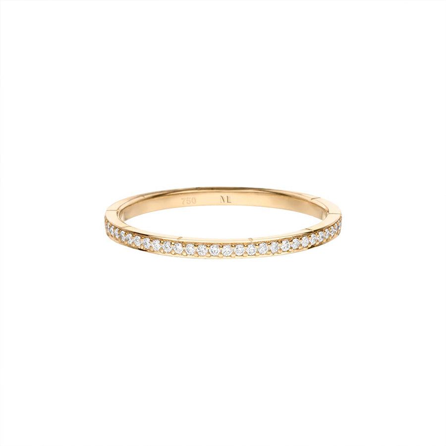 Designer Ewigkeitsring aus recyceltem Gold mit Labordiamanten ringsherum besetzt von Maren Jewellery