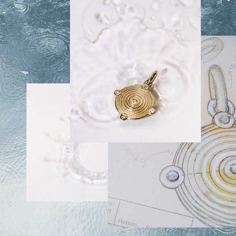 inspirationsboard mit Wellen und Wasssertropfen die zu rundem Gold Anhänger inspiriert haben